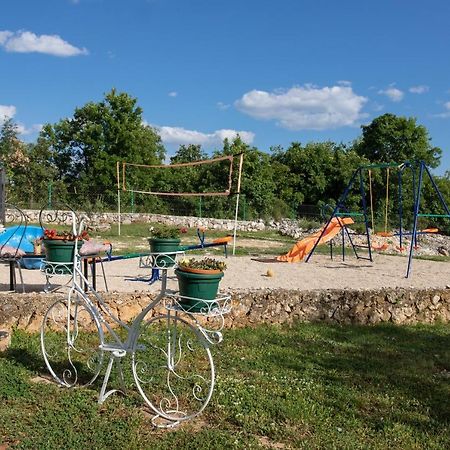 Holiday Home Sego With Private Pool Veliki Brocanac Экстерьер фото