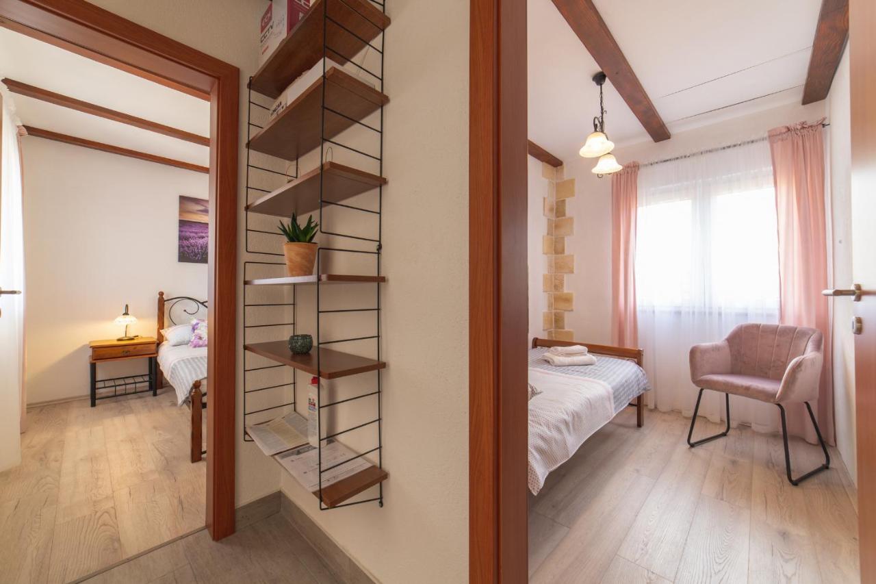 Holiday Home Sego With Private Pool Veliki Brocanac Экстерьер фото