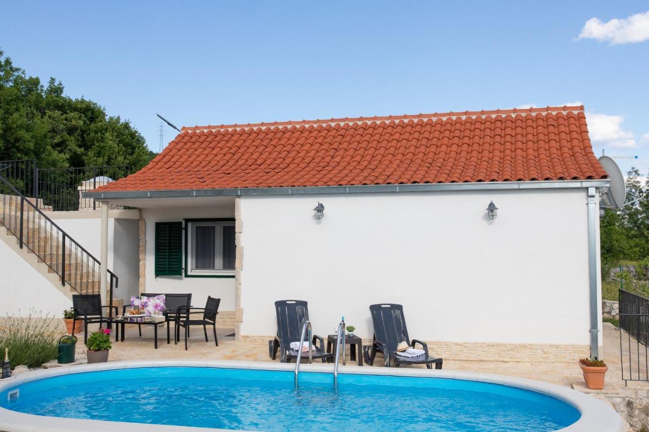 Holiday Home Sego With Private Pool Veliki Brocanac Экстерьер фото