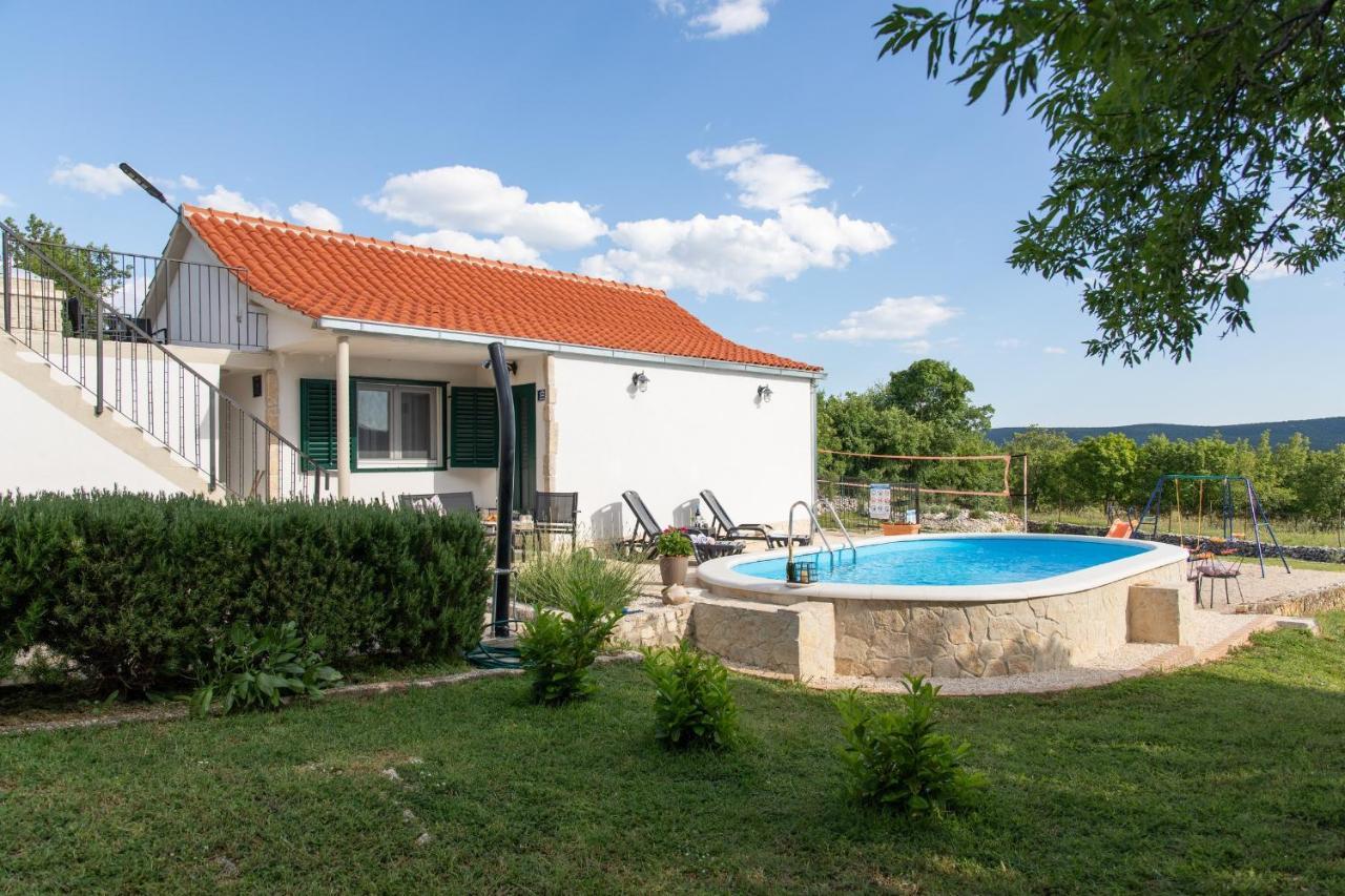 Holiday Home Sego With Private Pool Veliki Brocanac Экстерьер фото